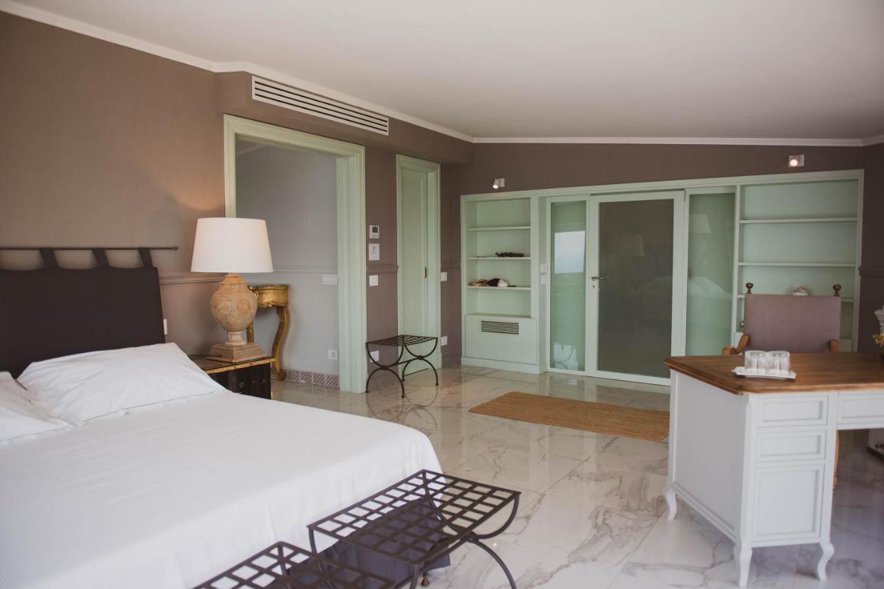 La Librata Boutique Hotel Террачина Екстер'єр фото